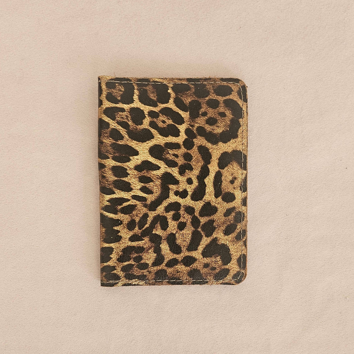 Etui passeport en cuir (plusieurs coloris disponibles)