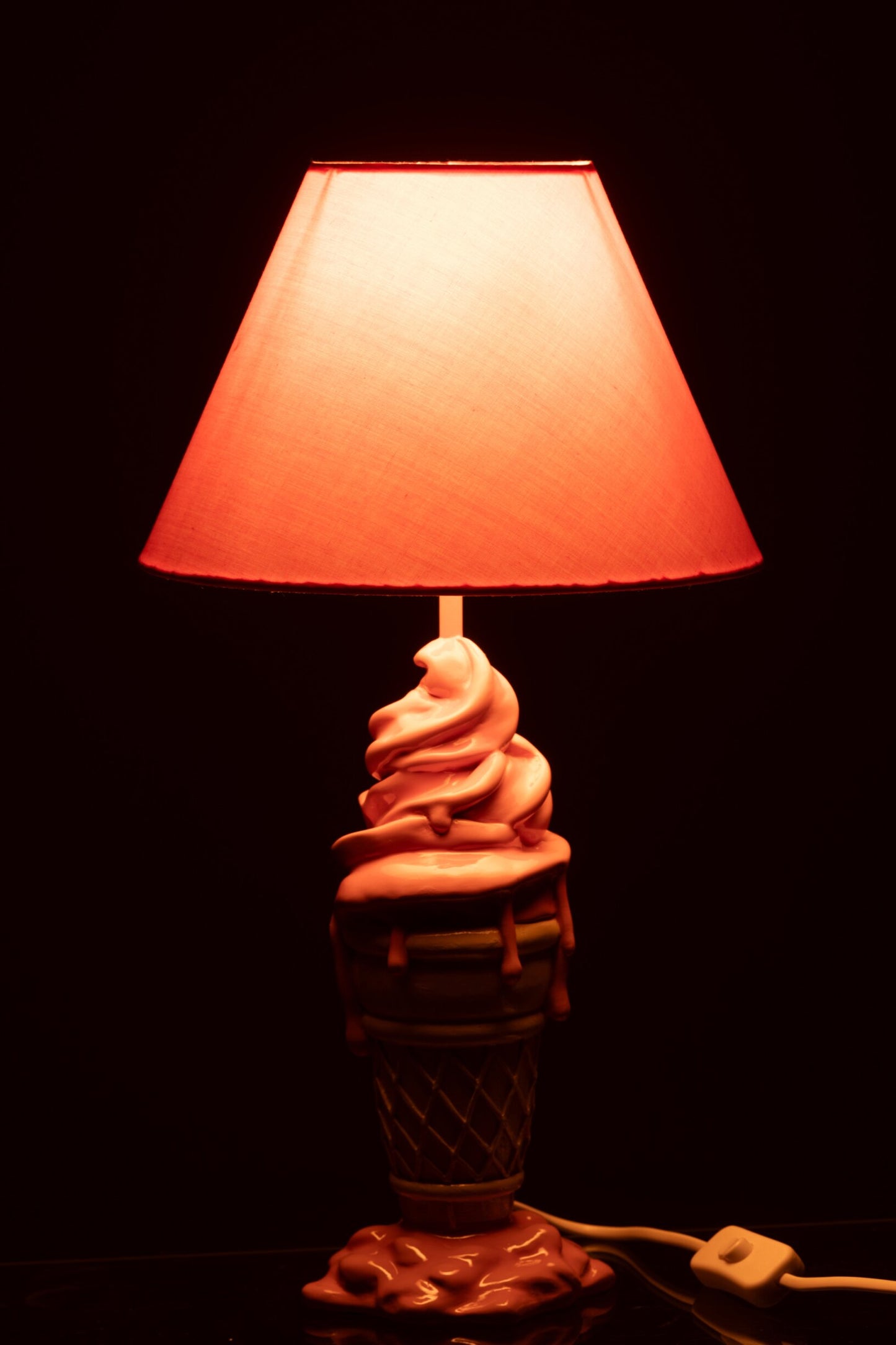 Lampe de chevet "Glace à la fraise"